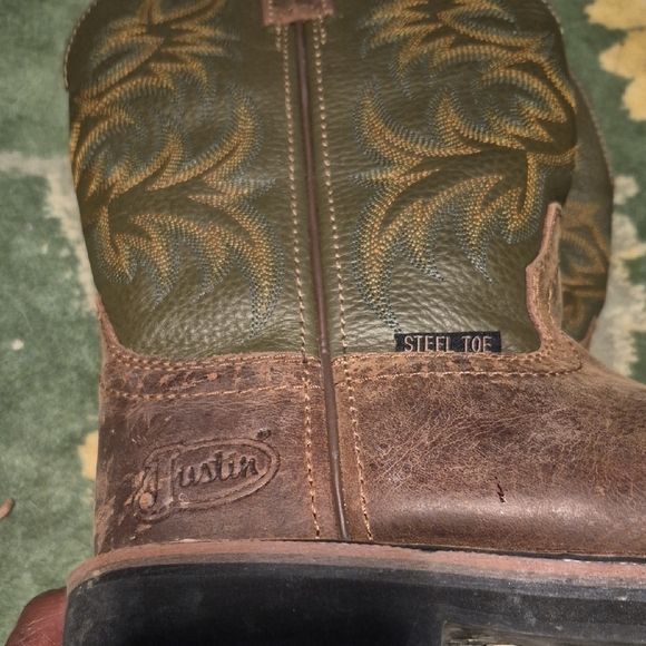 Justin Boots Brown Leather Cowboy Boots with Embroidered Shaft Steel Toe - Picture 5 of 9